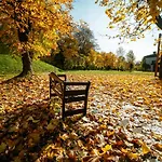 Dwor W Tomaszowicach 3*