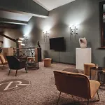 Dwor W Tomaszowicach Hotel