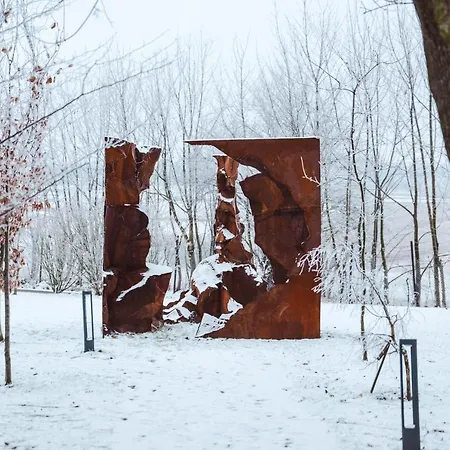 Dwor W Tomaszowicach Hotel