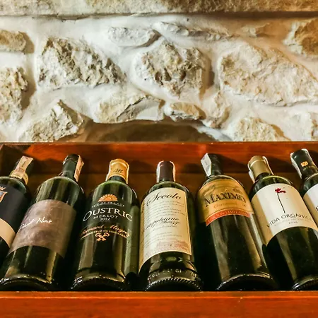 Dwor W Tomaszowicach 3*