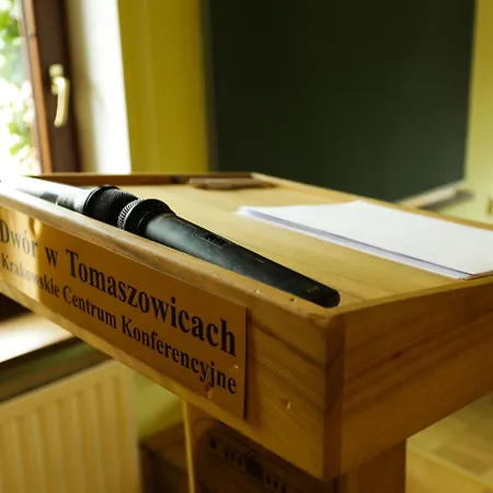 Dwor W Tomaszowicach Hotel