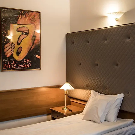 Dwor W Tomaszowicach Hotel Modlnica