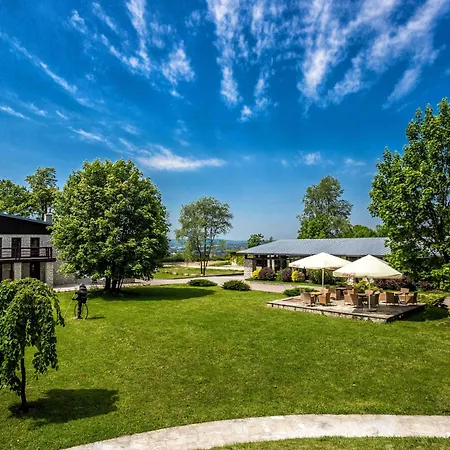 Dwor W Tomaszowicach Hotel 3*