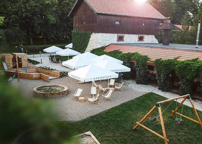 Hotel Dwór W Tomaszowicach Modlnica