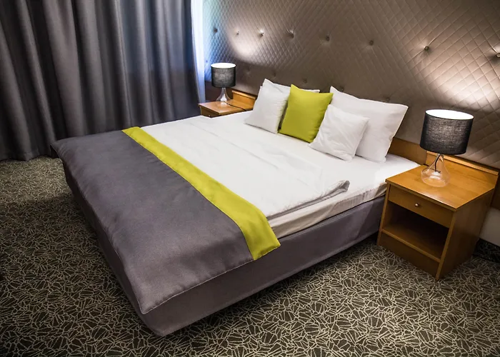 Dwór W Tomaszowicach