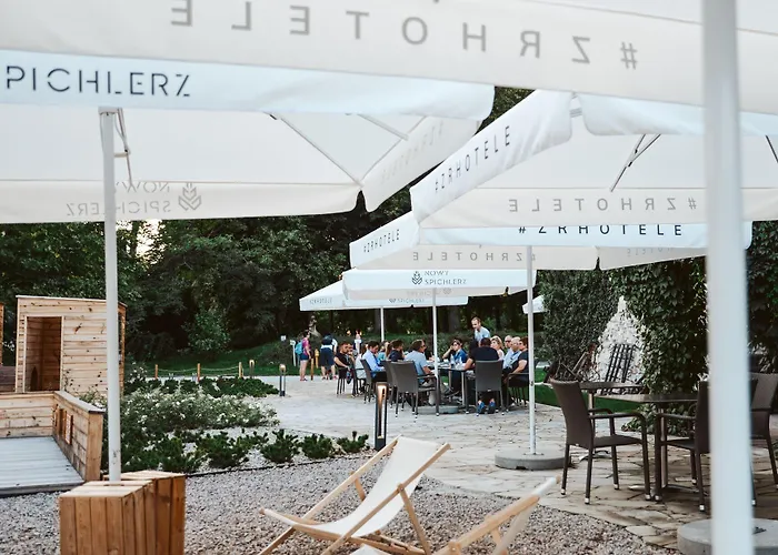 Hotel Dwór W Tomaszowicach Modlnica