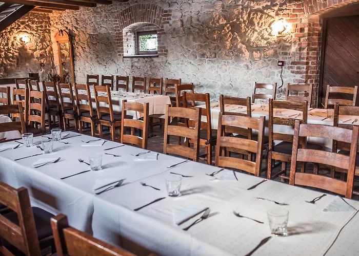 Hotel Dwór W Tomaszowicach 3*