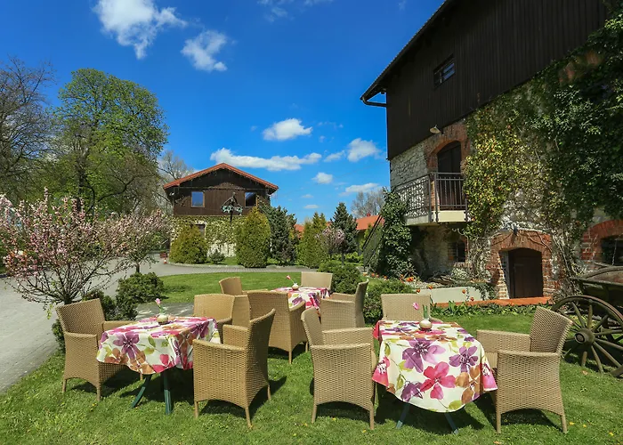 Hotel Dwór W Tomaszowicach Modlnica