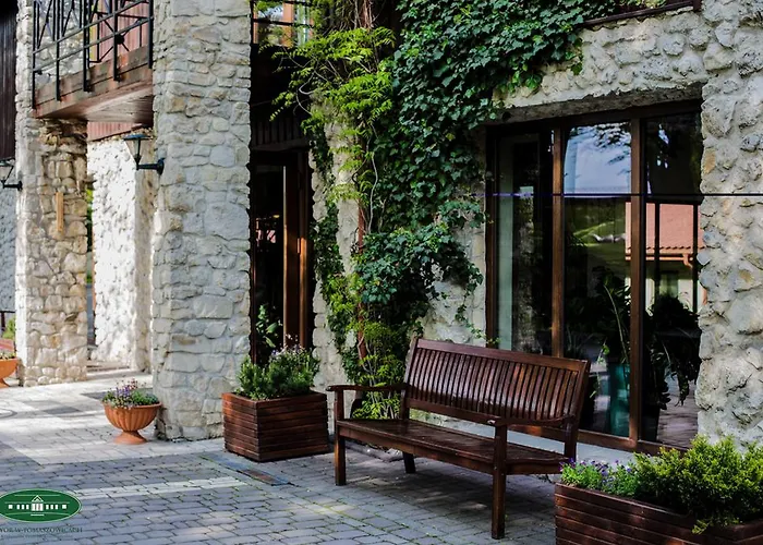 Dwór W Tomaszowicach Hotel Modlnica