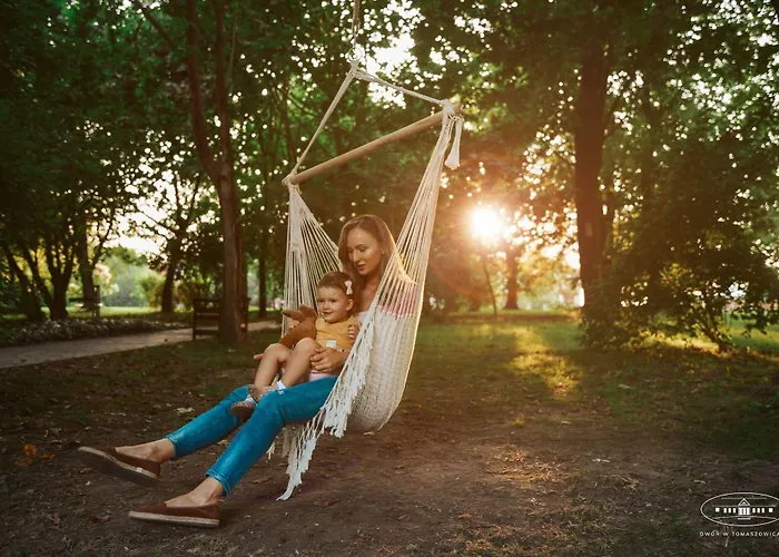 Dwór W Tomaszowicach 3* Modlnica