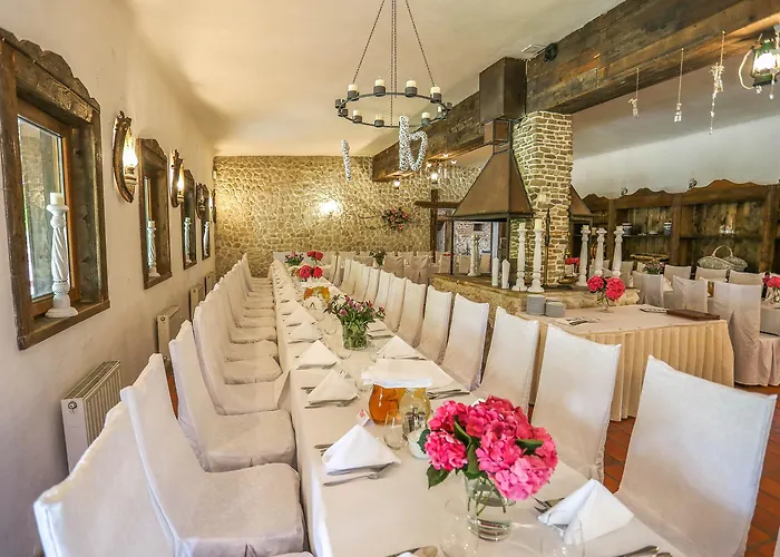 Hotel Dwór W Tomaszowicach