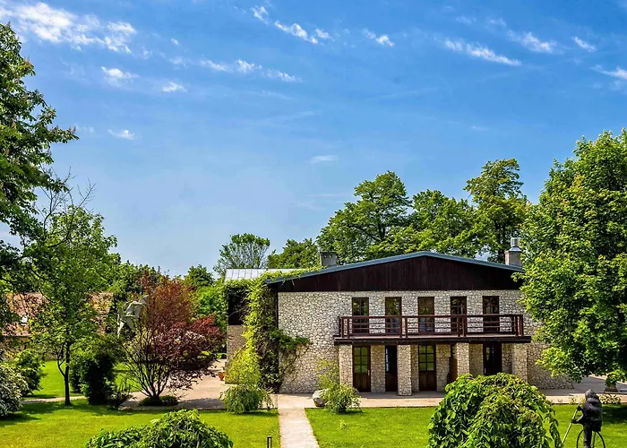 Dwór W Tomaszowicach Hotel Modlnica