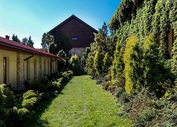 Hotel Dwór W Tomaszowicach 3*