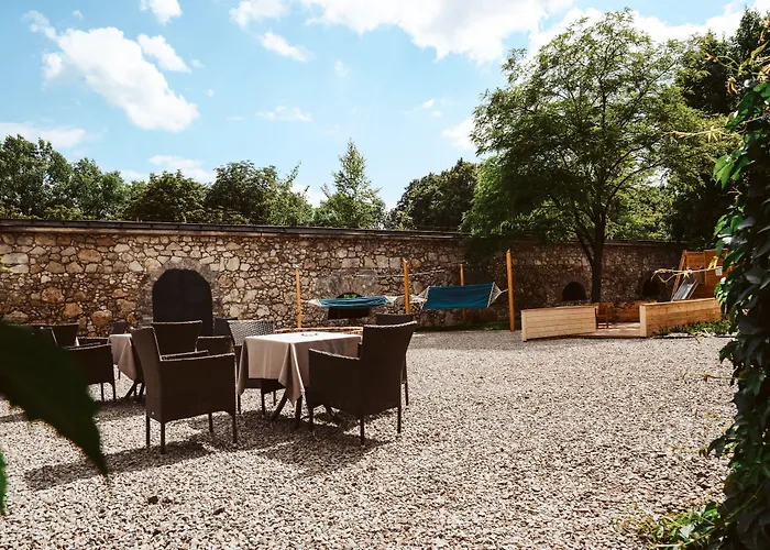 Dwór W Tomaszowicach 3* Modlnica