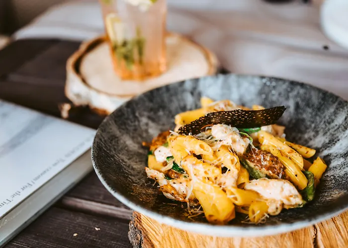 Hotel Dwór W Tomaszowicach 3*